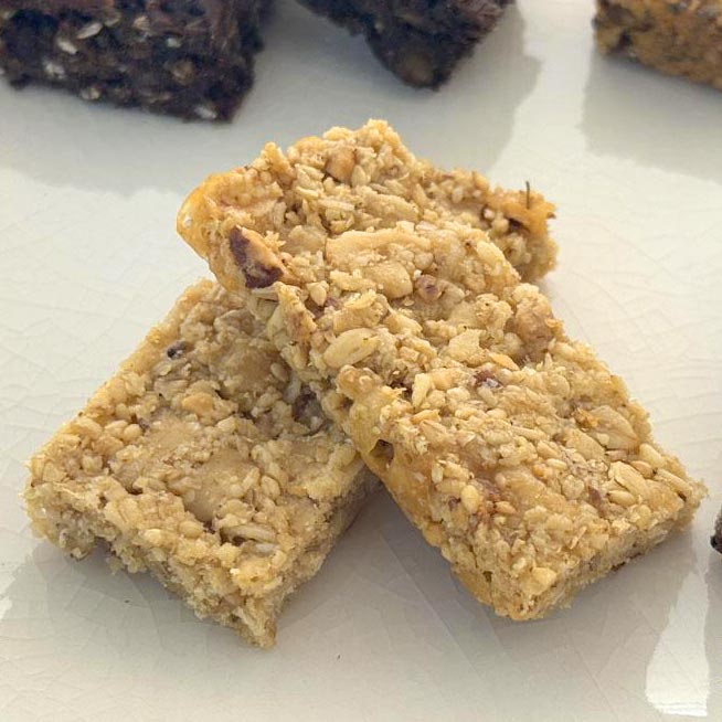 パルメザンと白ごまのカルシウムバー